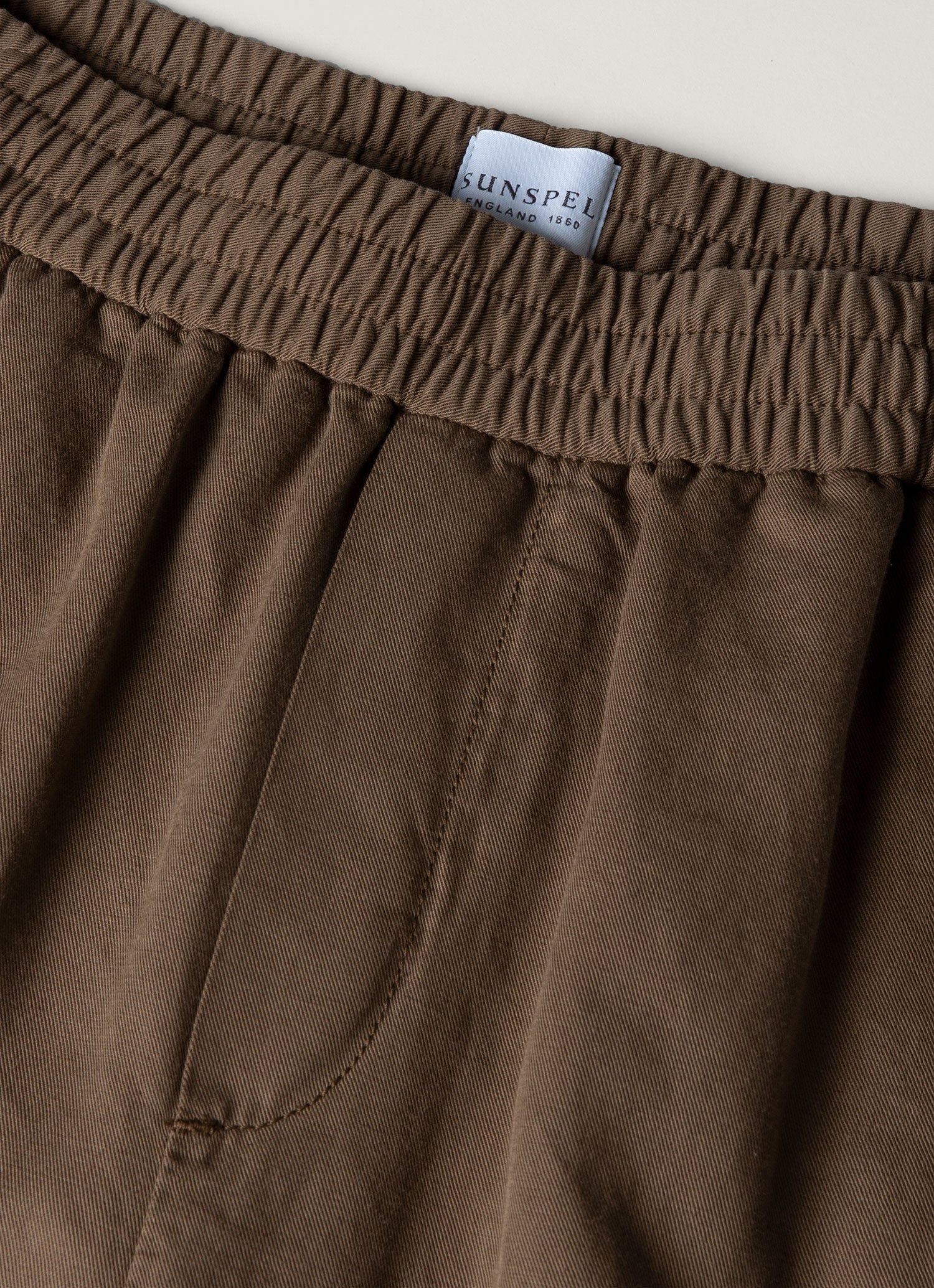 Men's Cotton Linen Drawstring Trouser in Dark Tan - Image 4