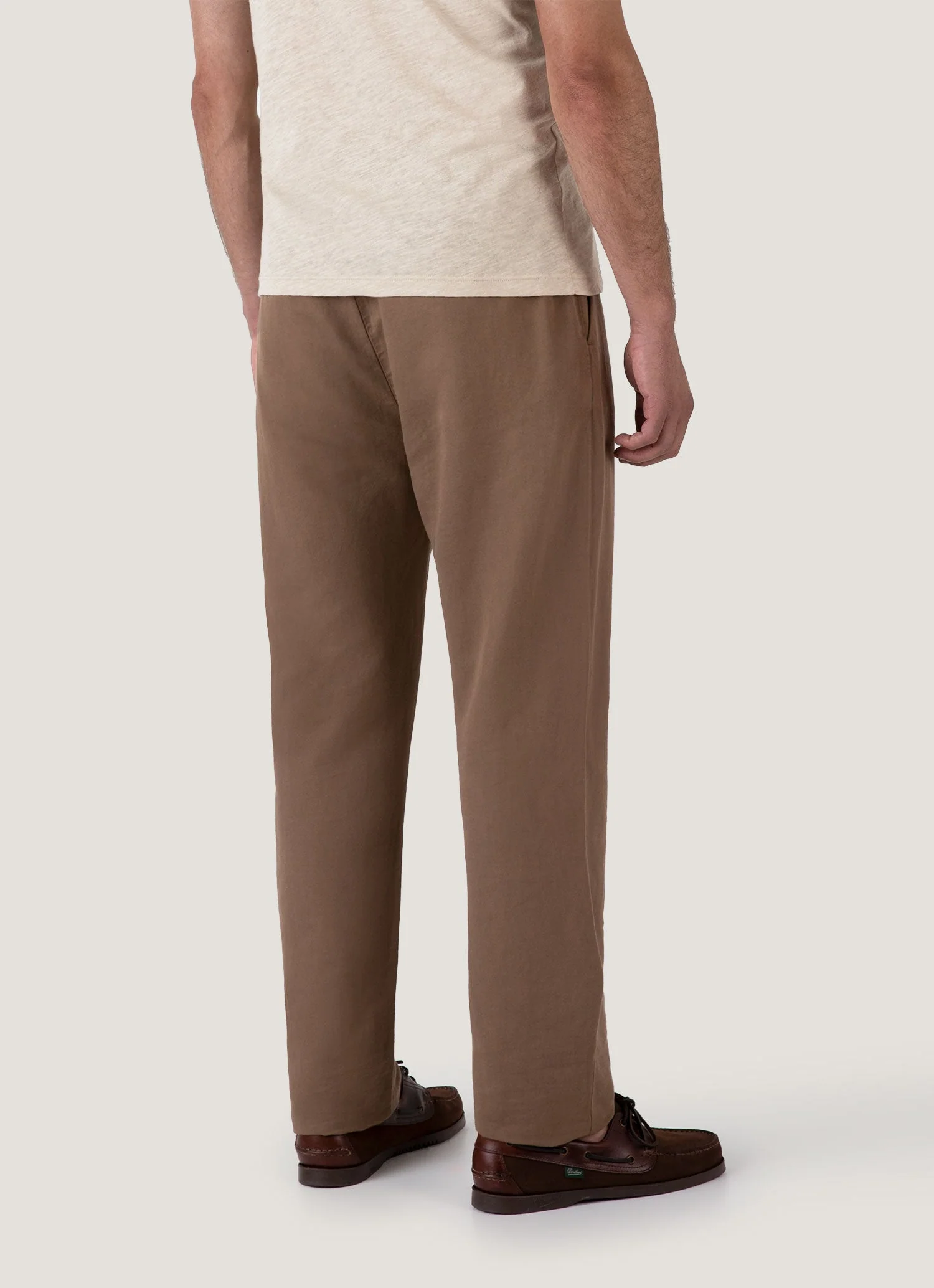 Men's Cotton Linen Drawstring Trouser in Dark Tan - Image 5