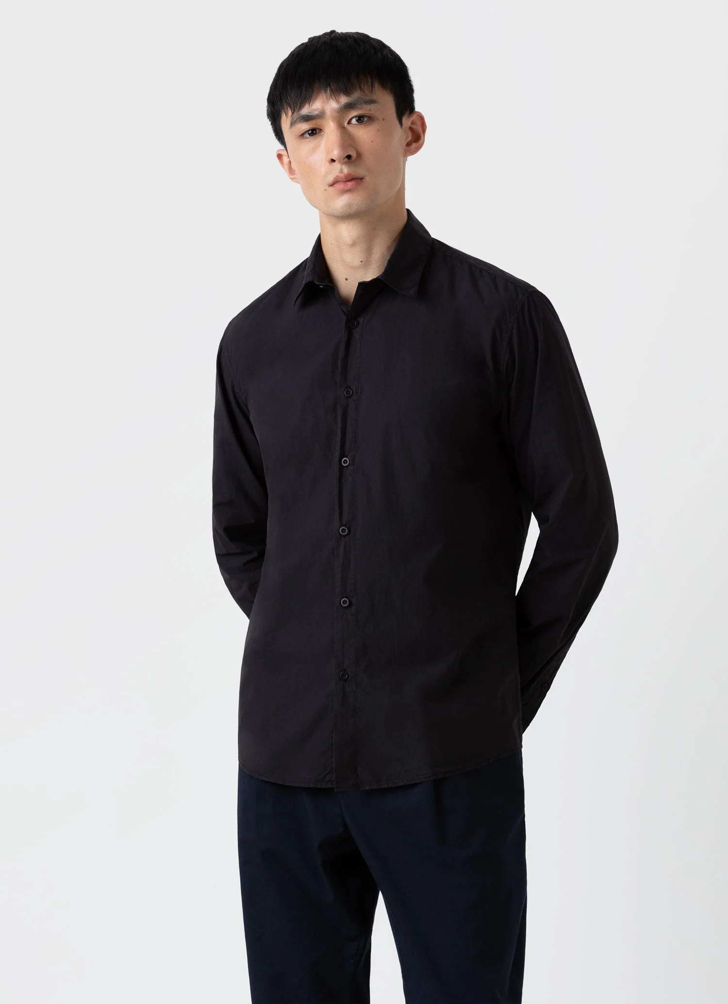 Men's Lightweight Poplin Shirt in Black - Image 2