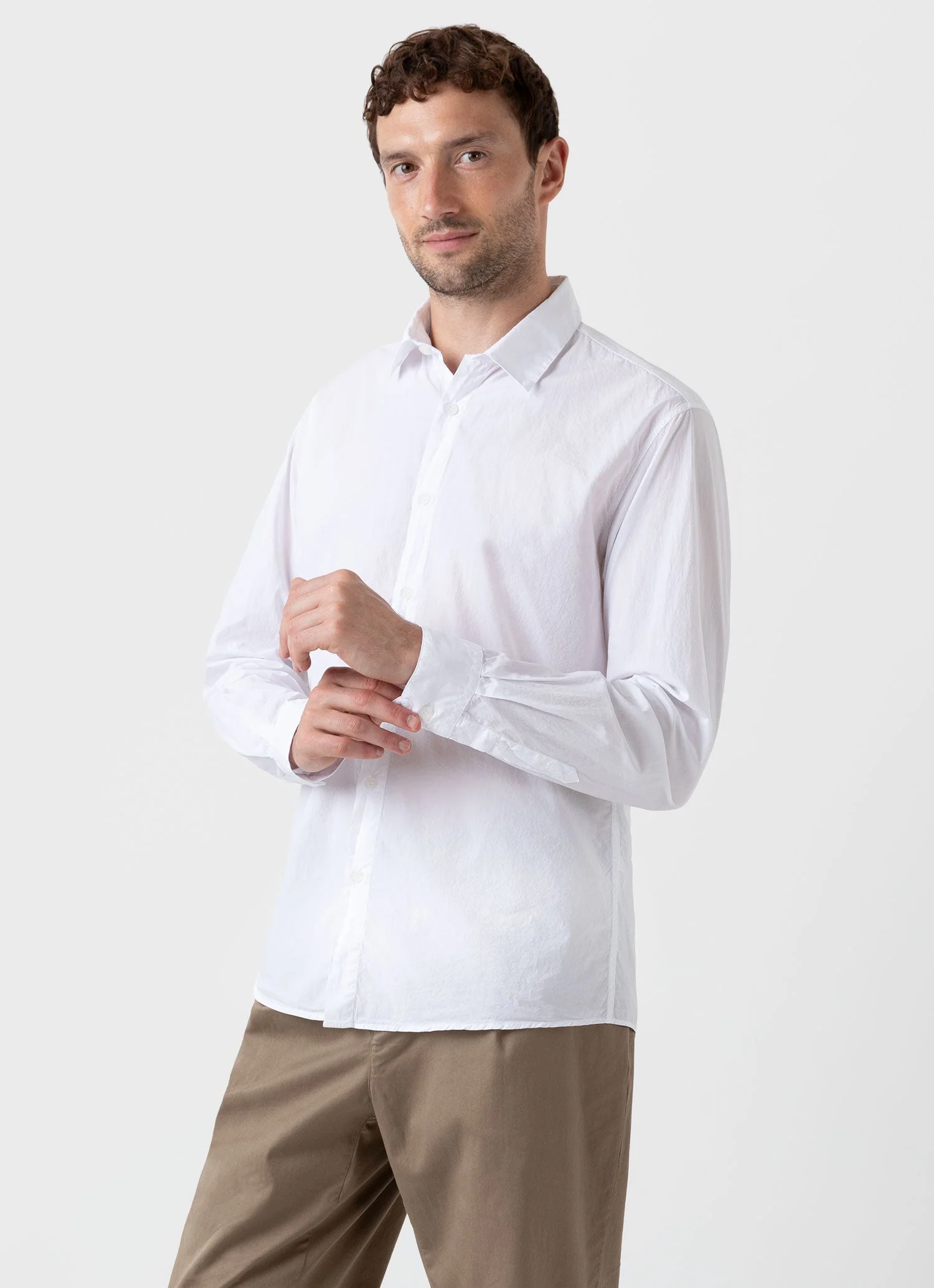 Men's Lightweight Poplin Shirt in White - Image 2