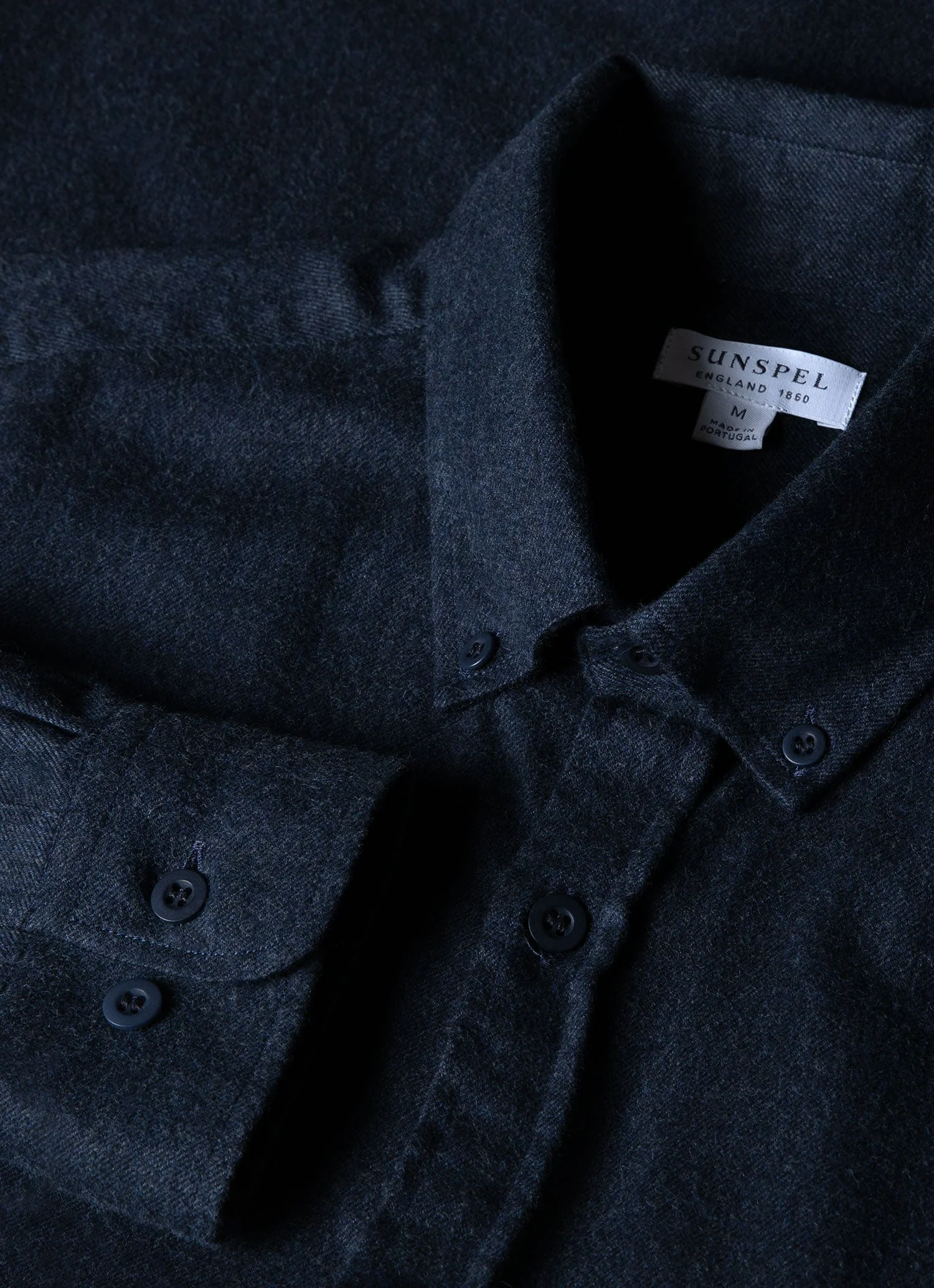 Men's Button Down Flannel Shirt in Navy Melange - Image 4