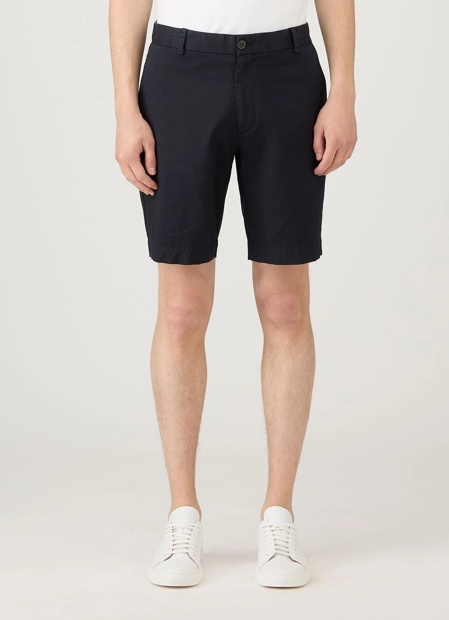 Men's Chino Shorts in Navy - Image 2