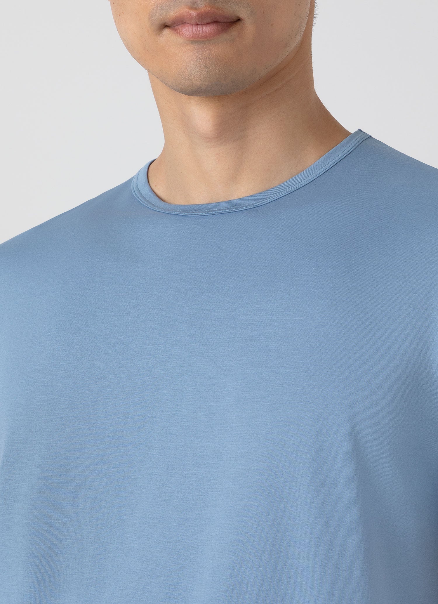 Men's Classic T-shirt in Como Blue - Image 6