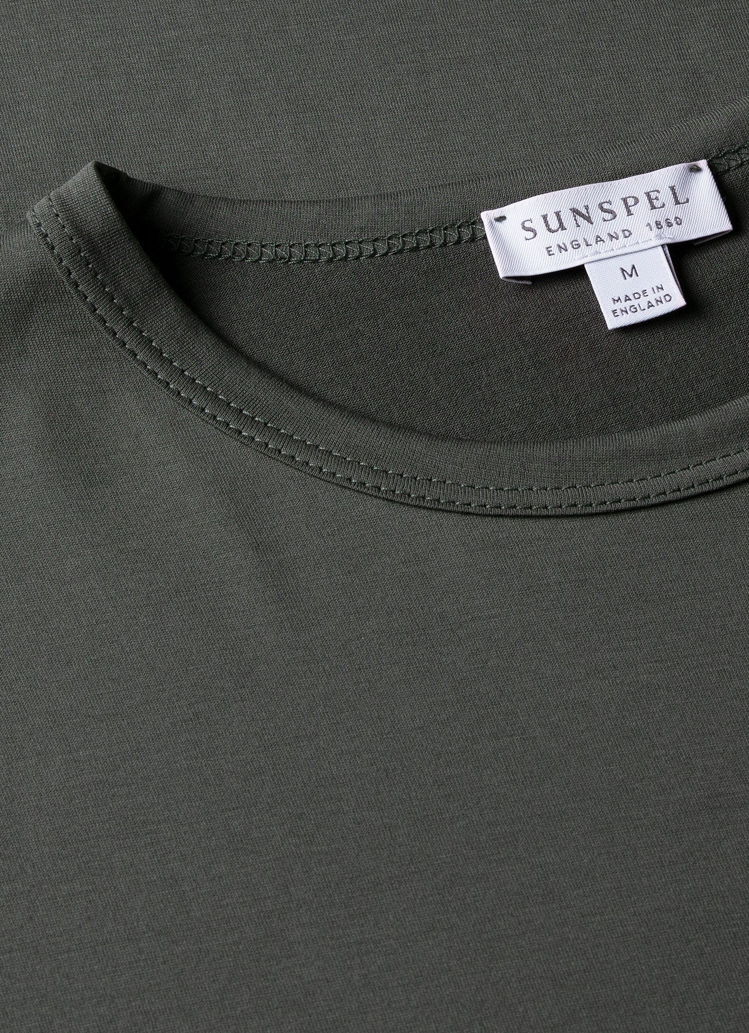 Men's Classic T-shirt in Drill Green - Image 4