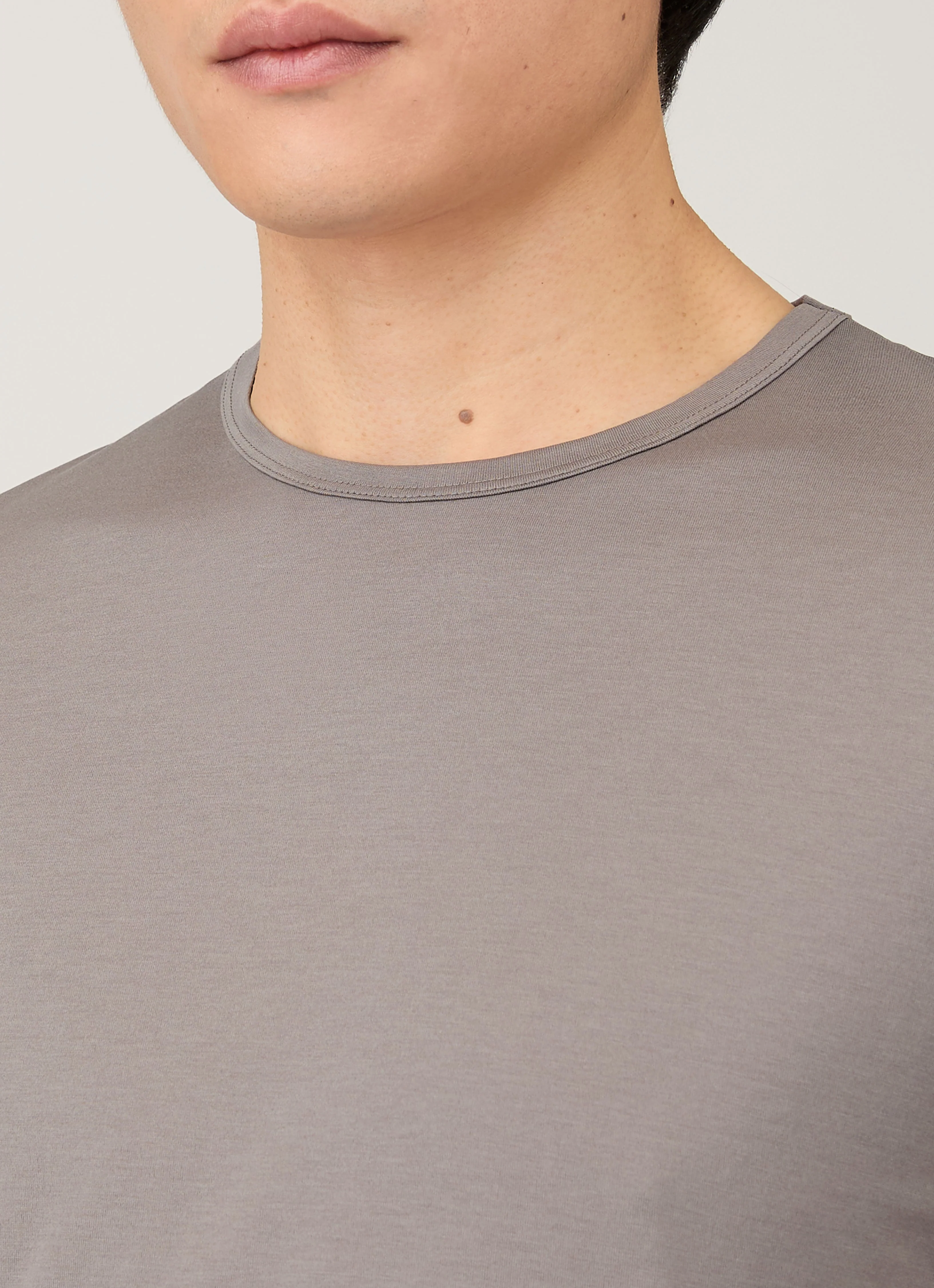 Men's Classic T-shirt in Iron Grey - Image 6