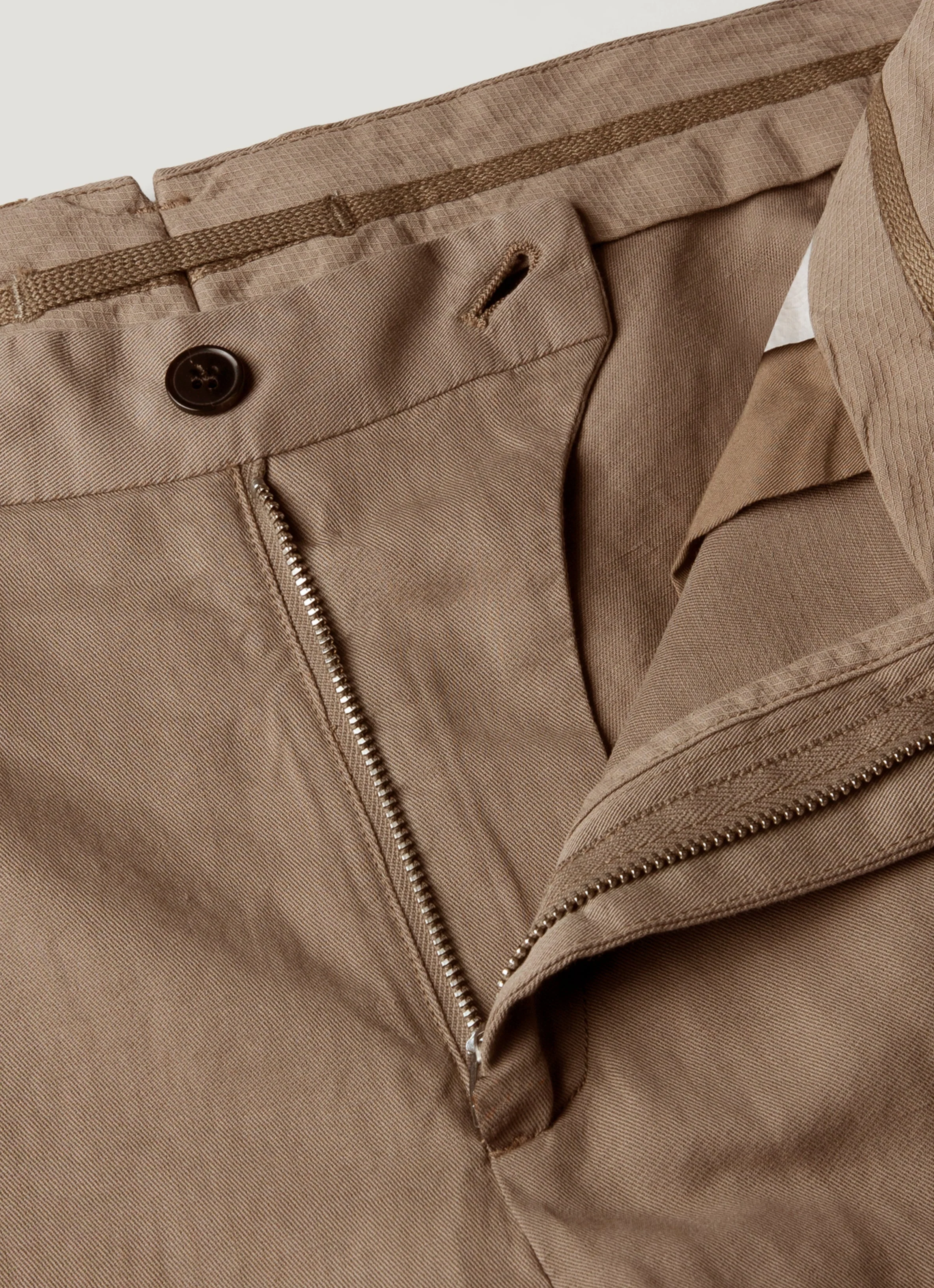 Men's Cotton Linen Trouser in Dark Tan - Image 4