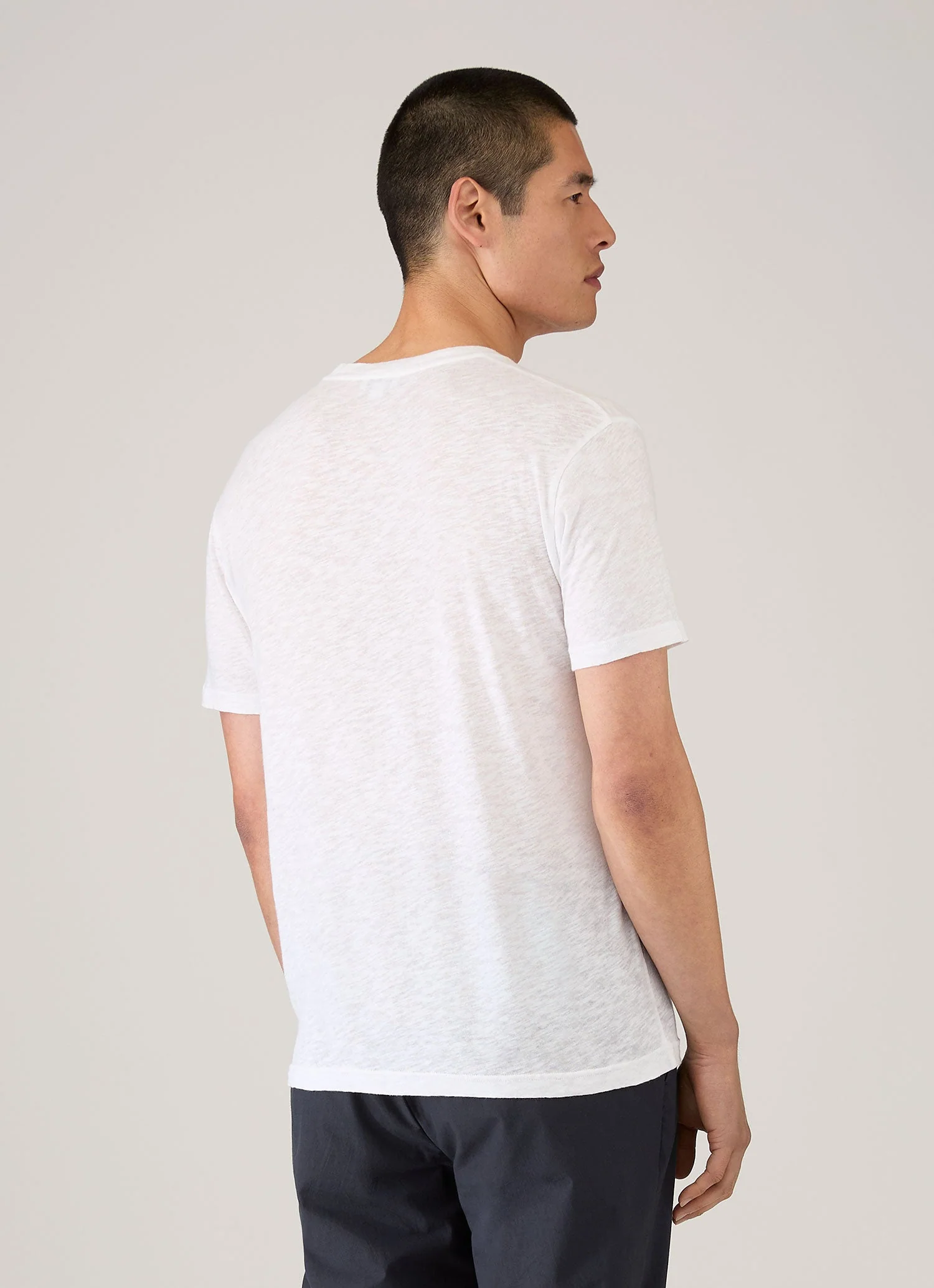 Men's Cotton Linen T-shirt in White - Image 5