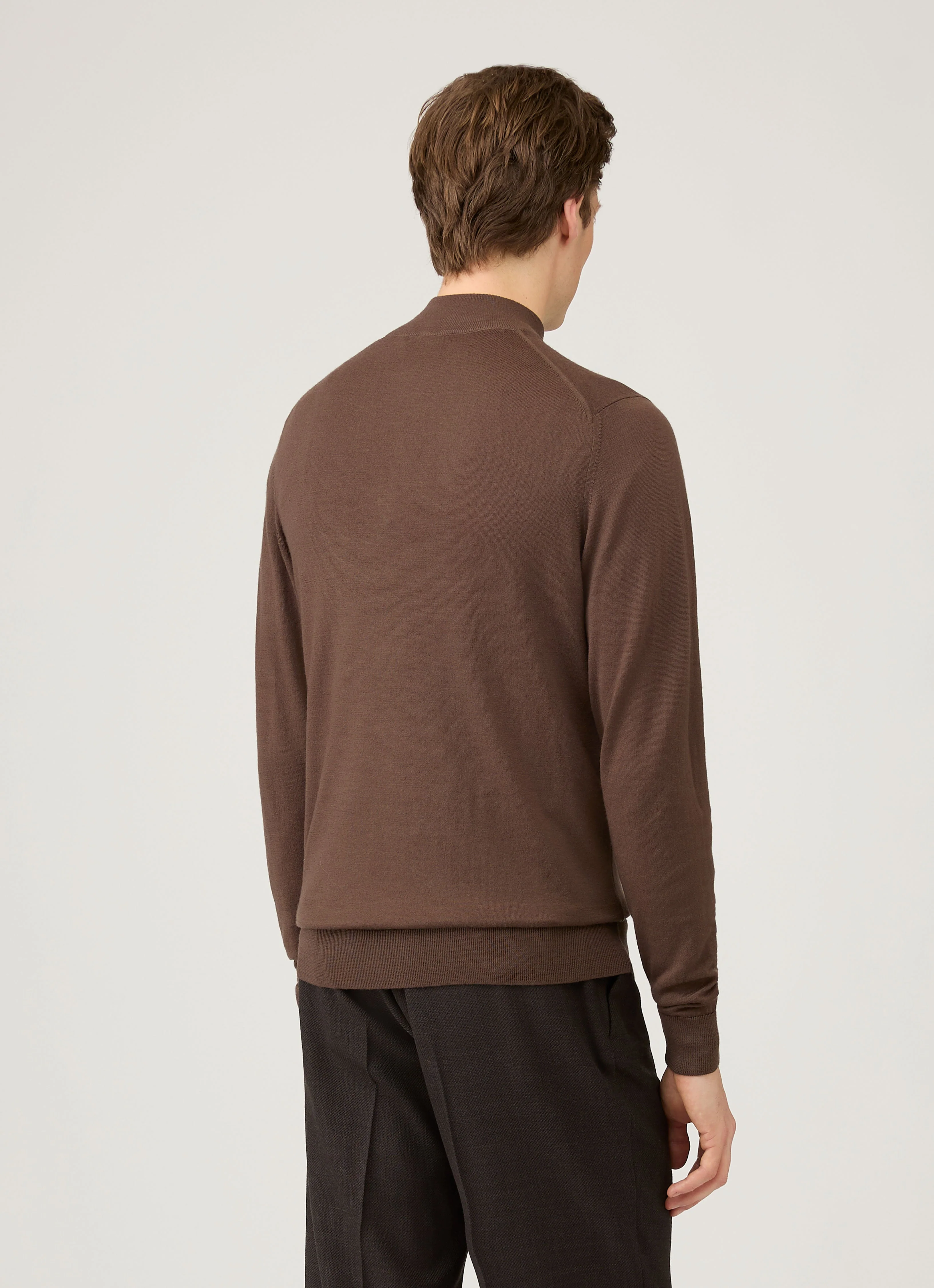 Men's Extra-Fine Merino Zip Neck in Bark - Image 5