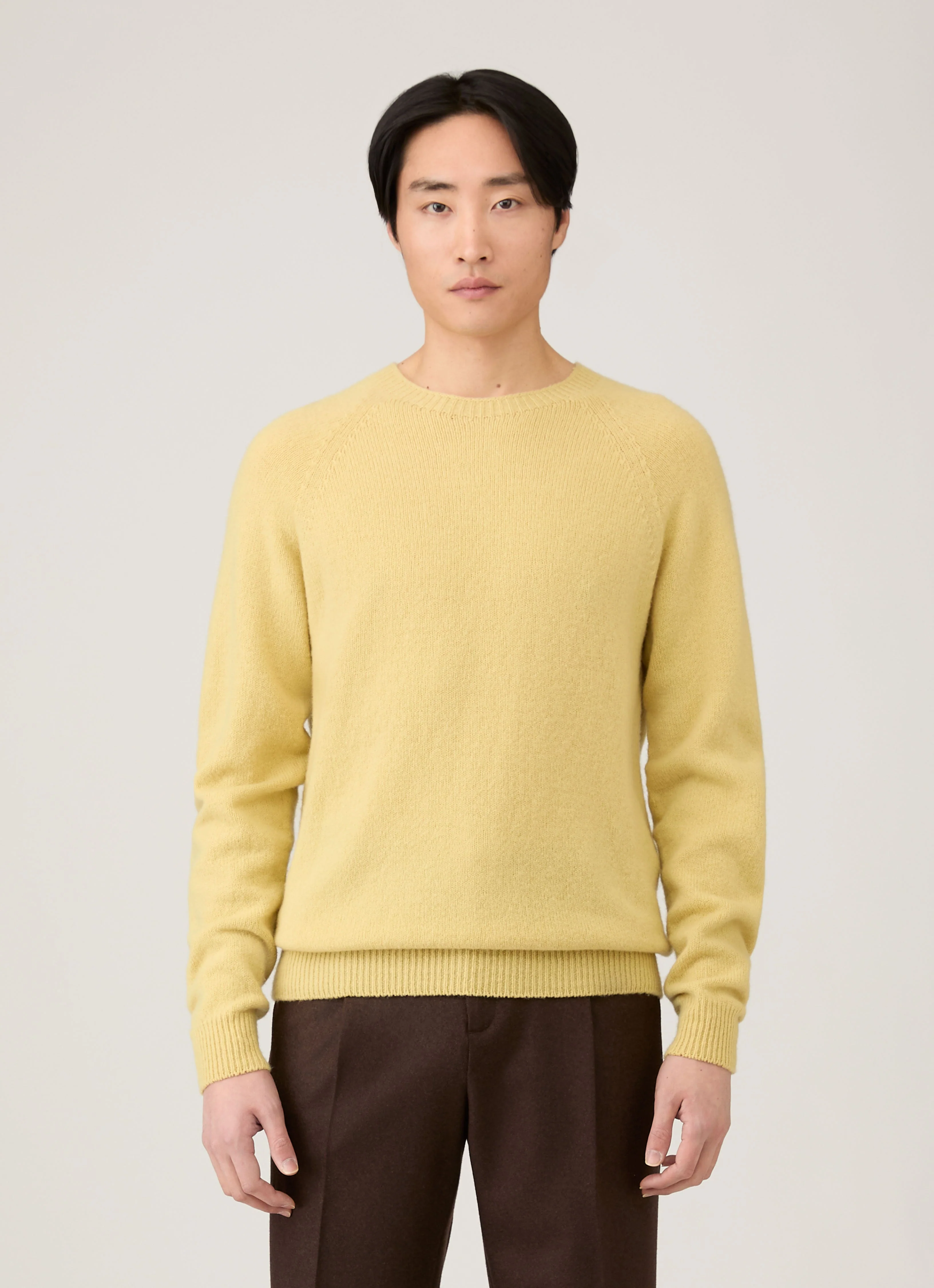 Men's Lambswool Crew Neck Jumper in Dusty Yellow - Image 2