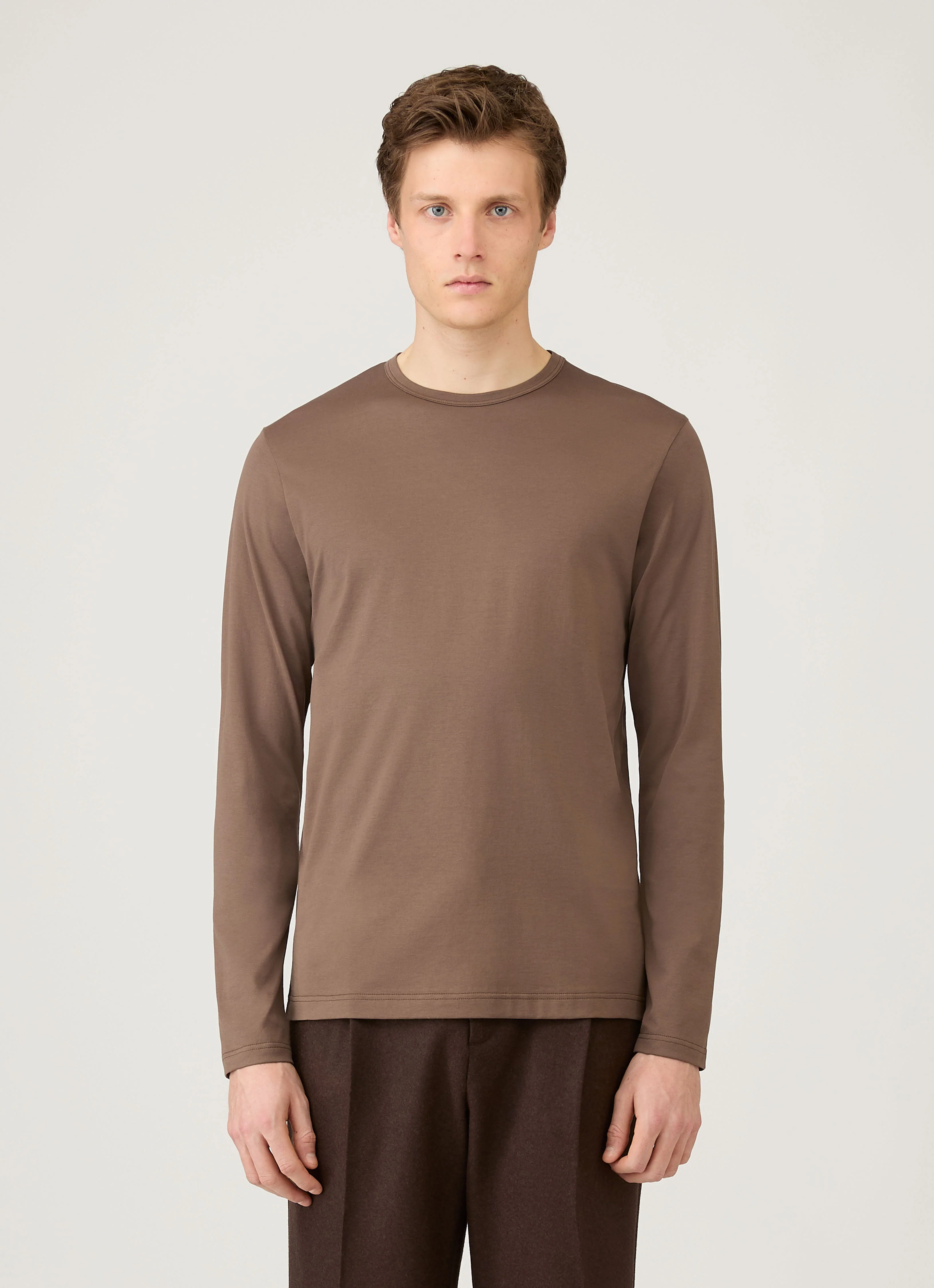 Men's Long Sleeve Classic T-shirt in Bark - Image 2
