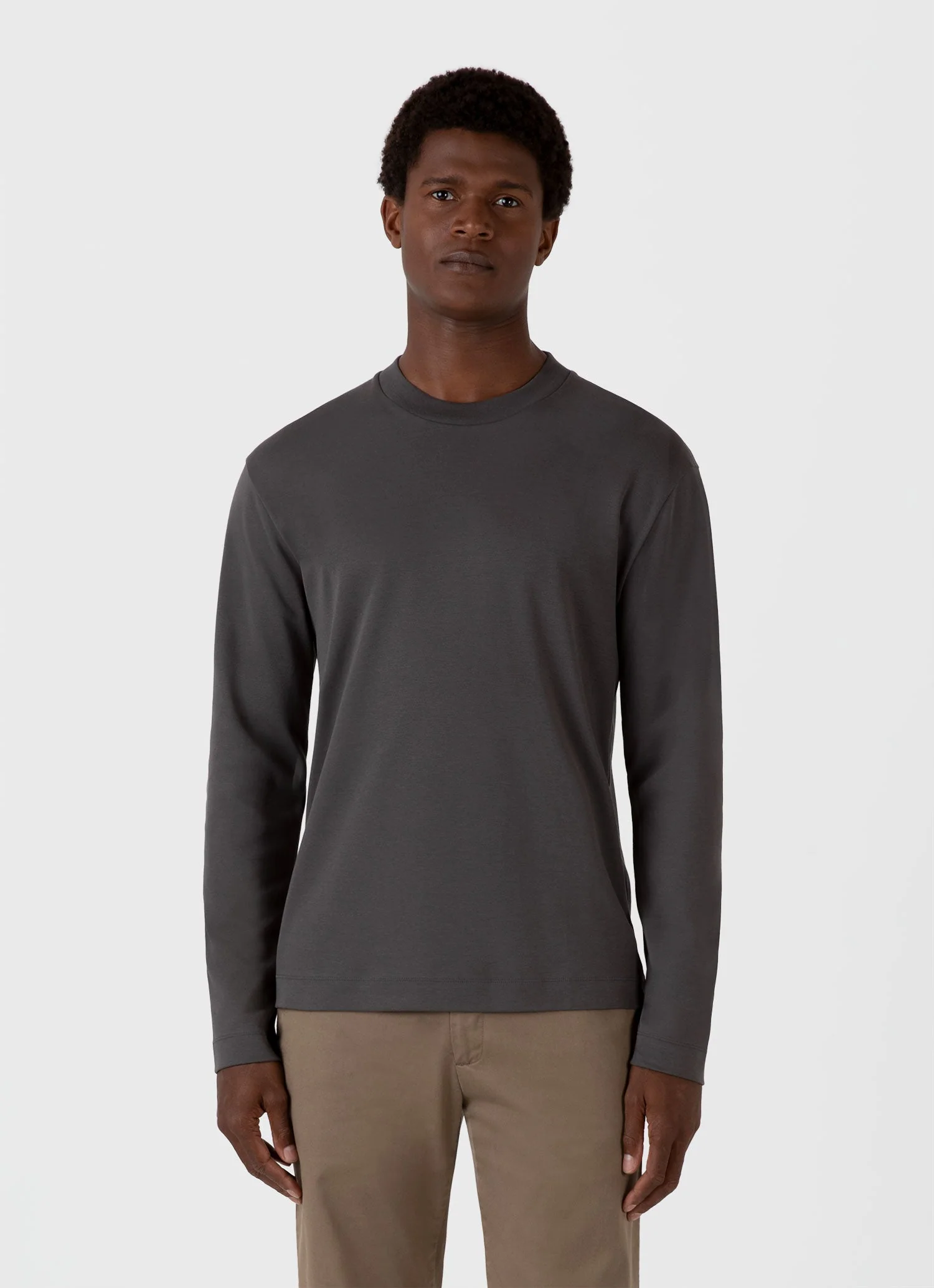 Men's Long Sleeve Heavyweight T-shirt in Charcoal - Image 2