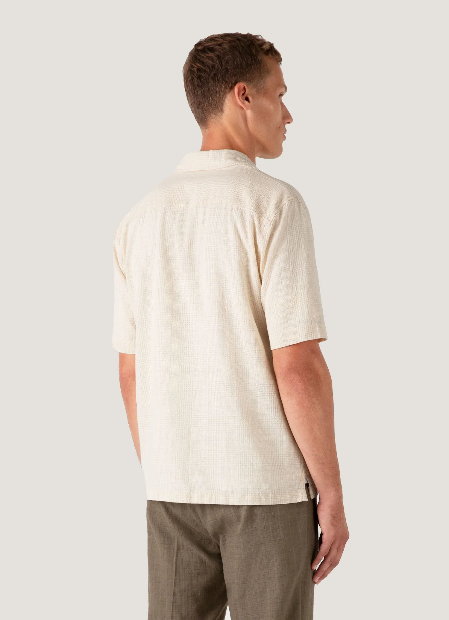 Men's Loose Weave Check Camp Collar Shirt in Ecru - Image 5