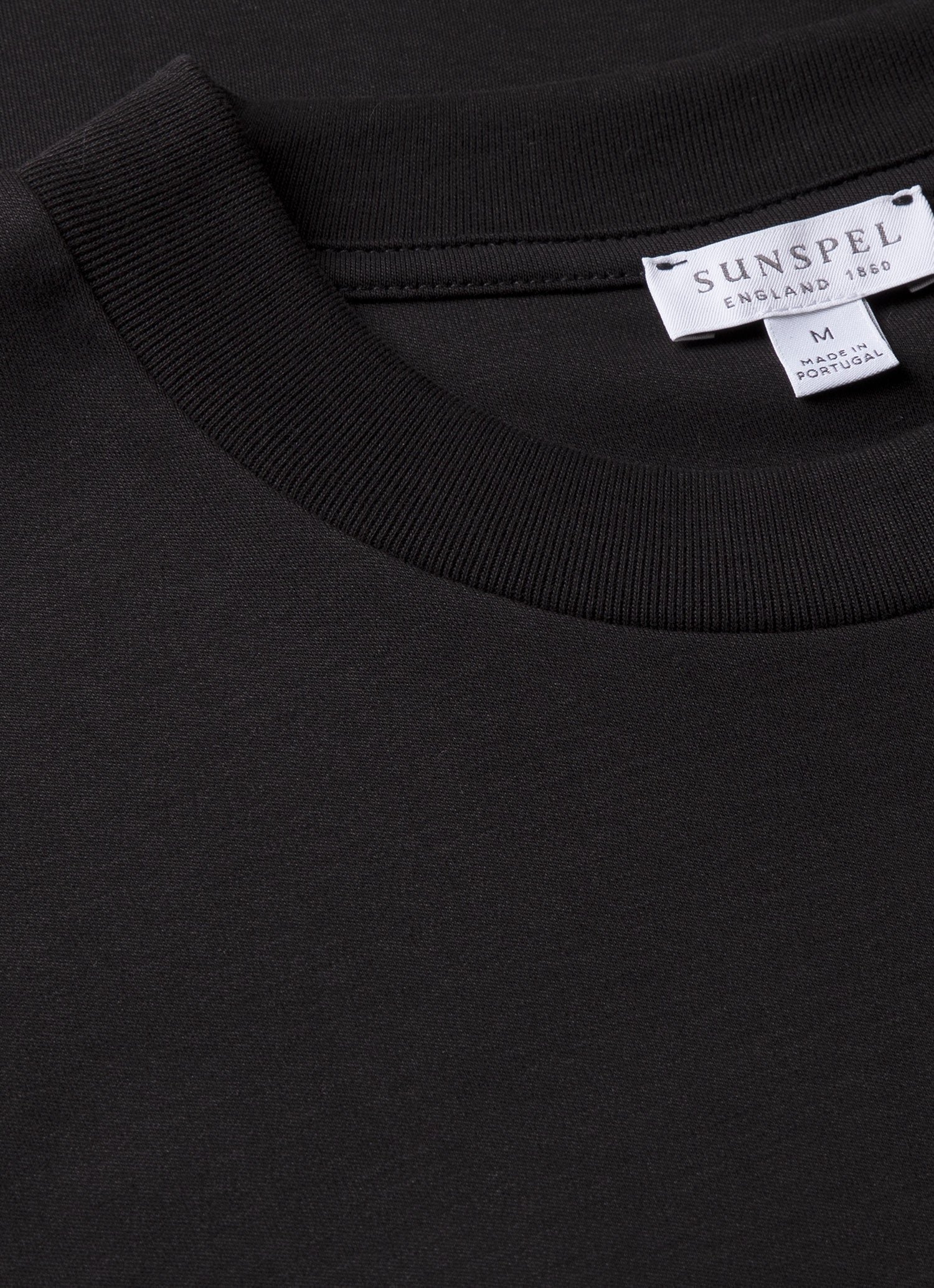 Men's Oversized Heavyweight T-shirt in Black - Image 4