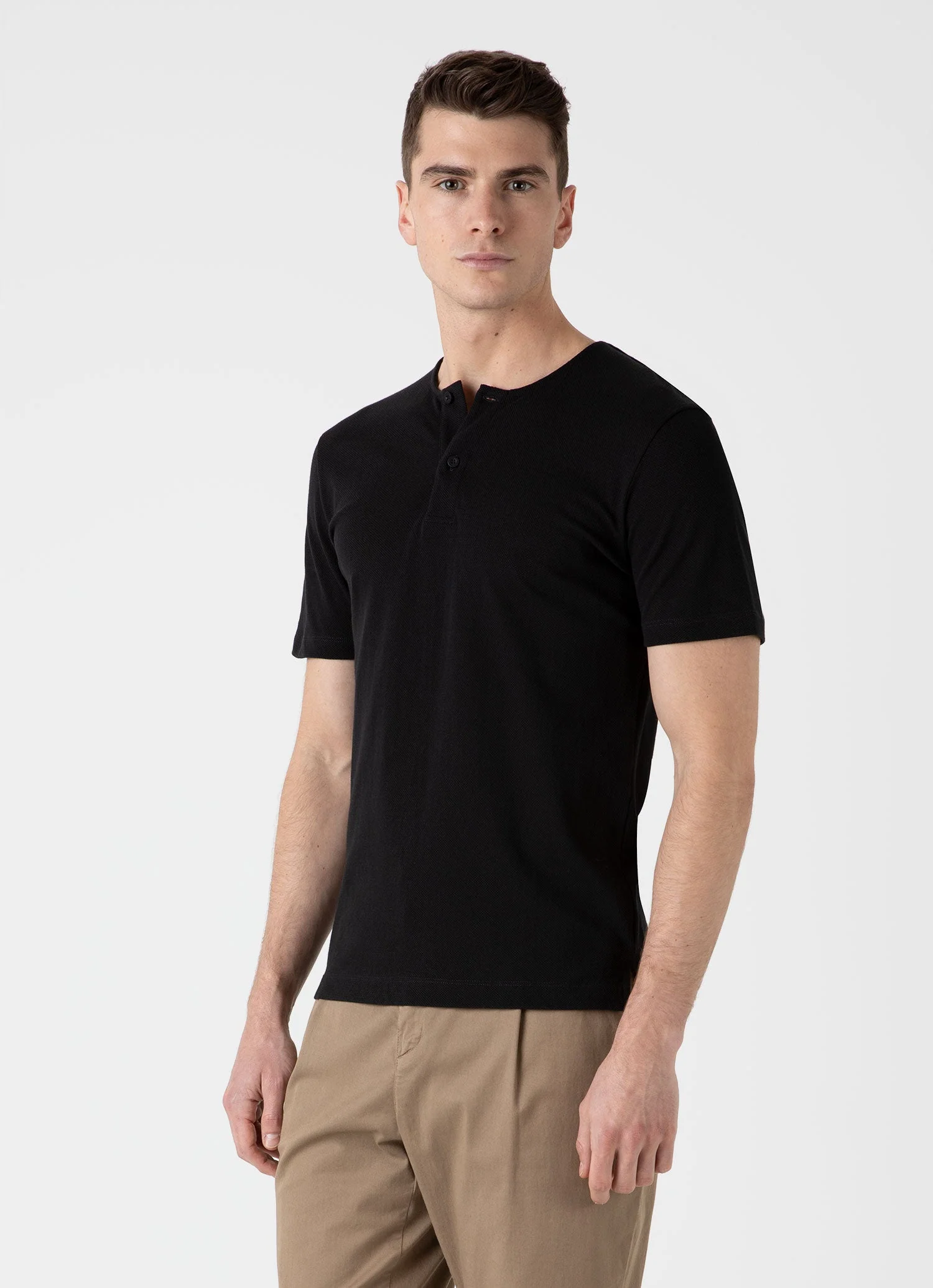 Men's Riviera Henley in Black - Image 2