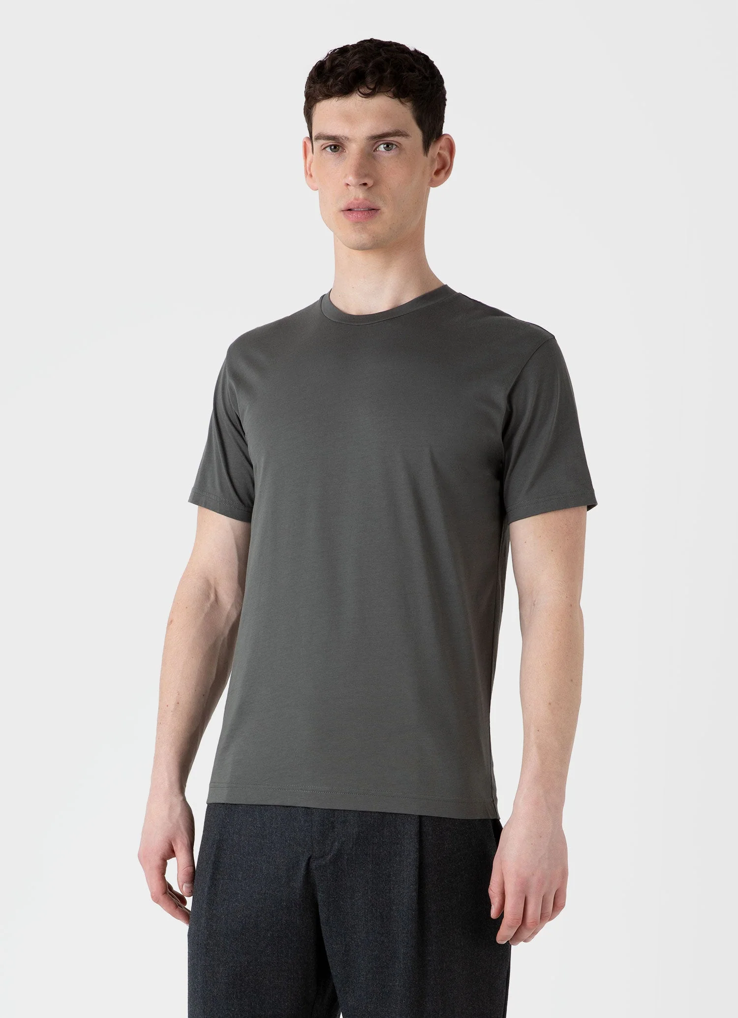 Men's Riviera Midweight T-shirt in Drill Green - Image 2