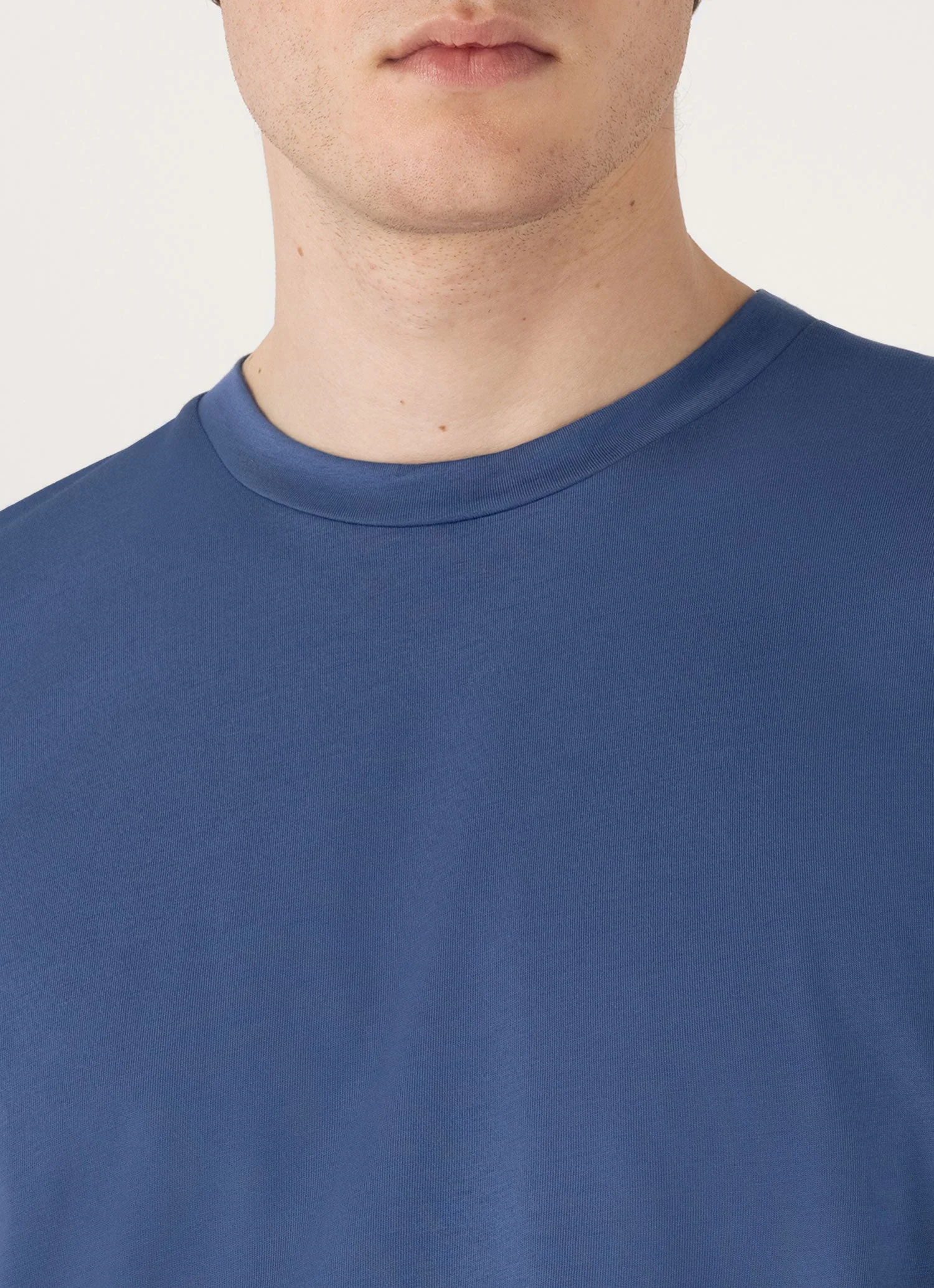Men's Riviera Midweight T-shirt in Soft Denim - Image 6