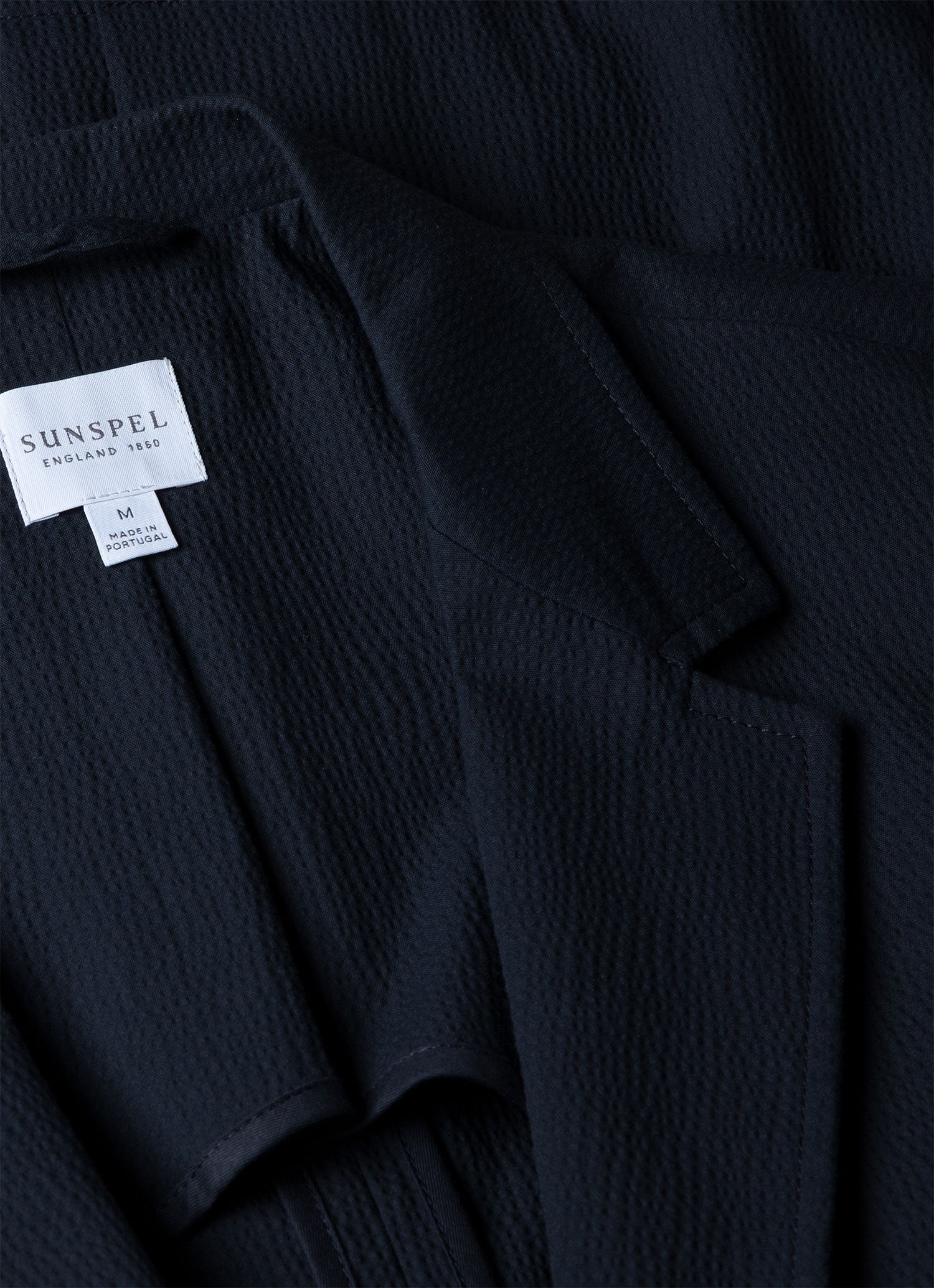 Men's Seersucker Blazer in Navy - Image 4