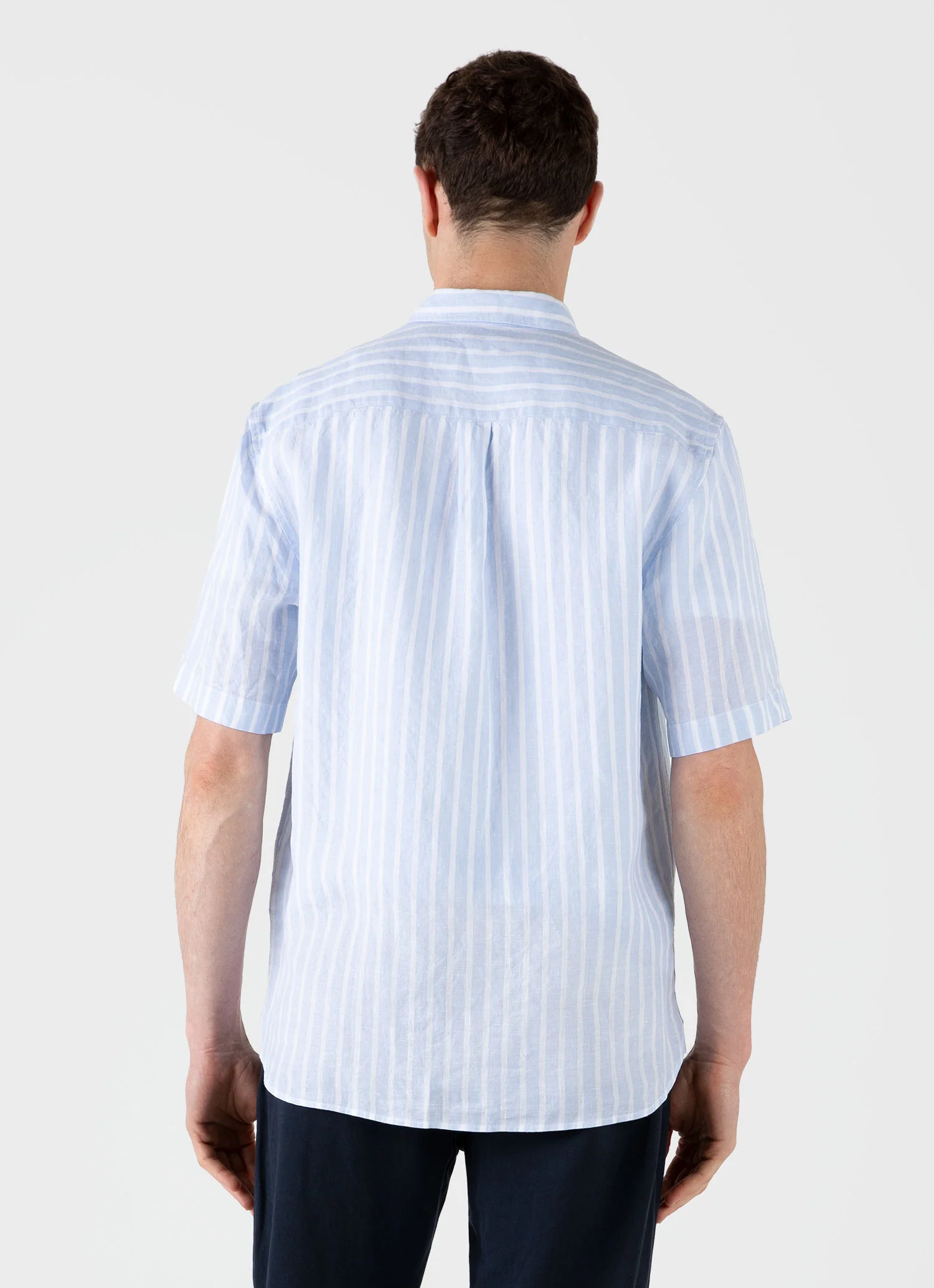 Men's Short Sleeve Linen Shirt in Light Blue/White - Image 5