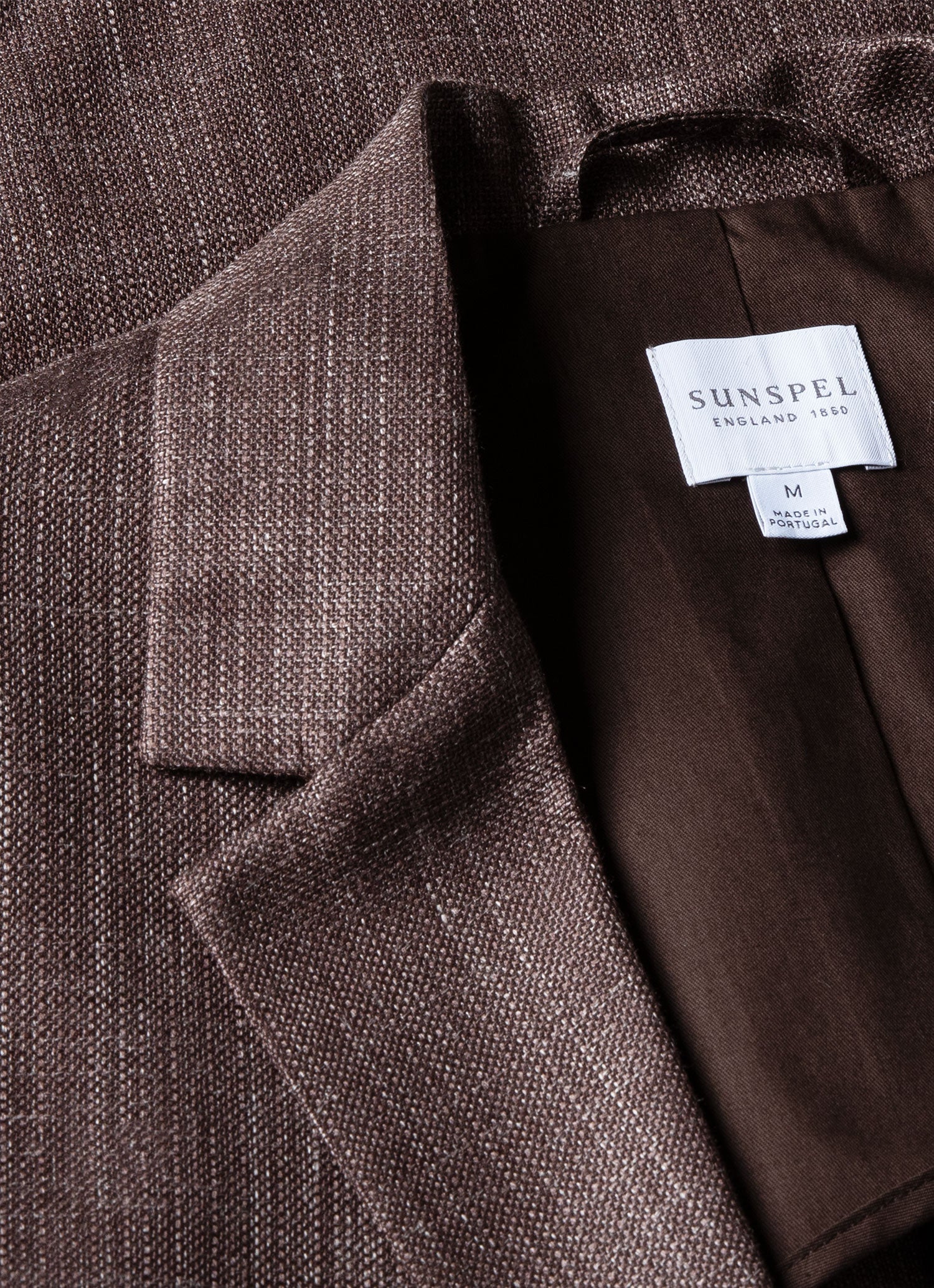 Men's Silk Linen Wool Blazer in Dark Sand - Image 4