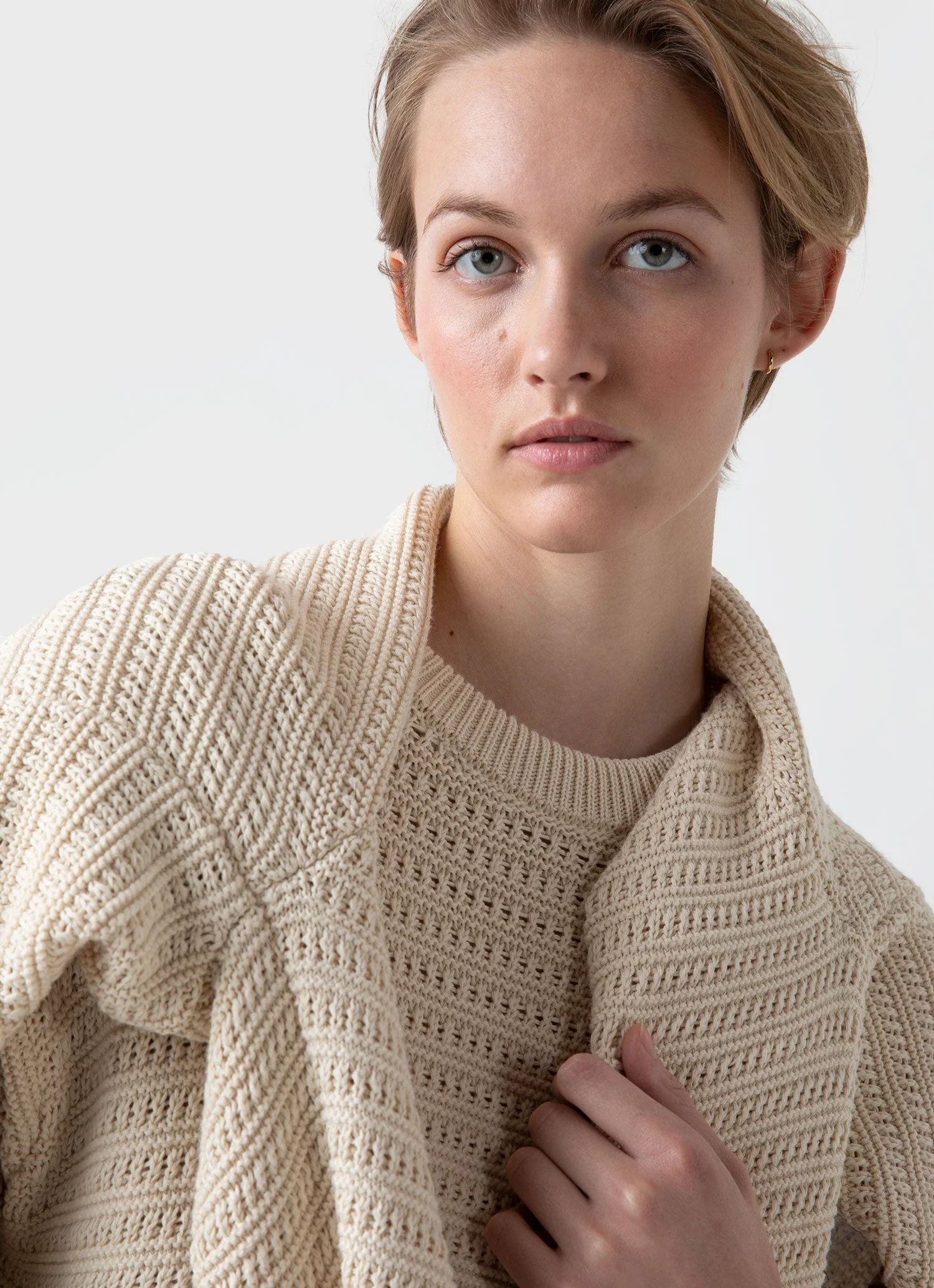 Women's Chunky Textured Jumper in Ecru - Image 2
