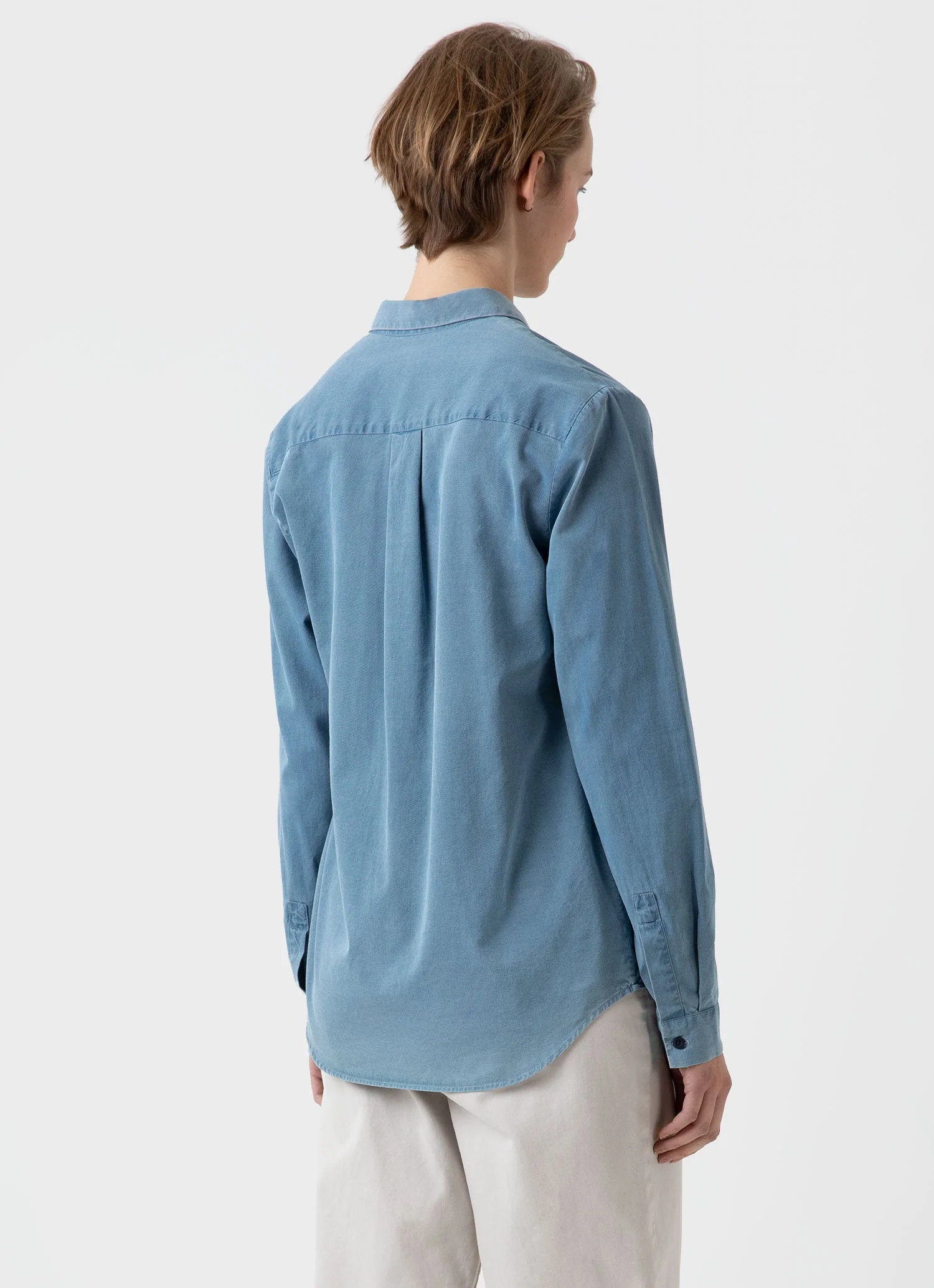 Women's Denim Rinse Shirt in Light Indigo - Image 4