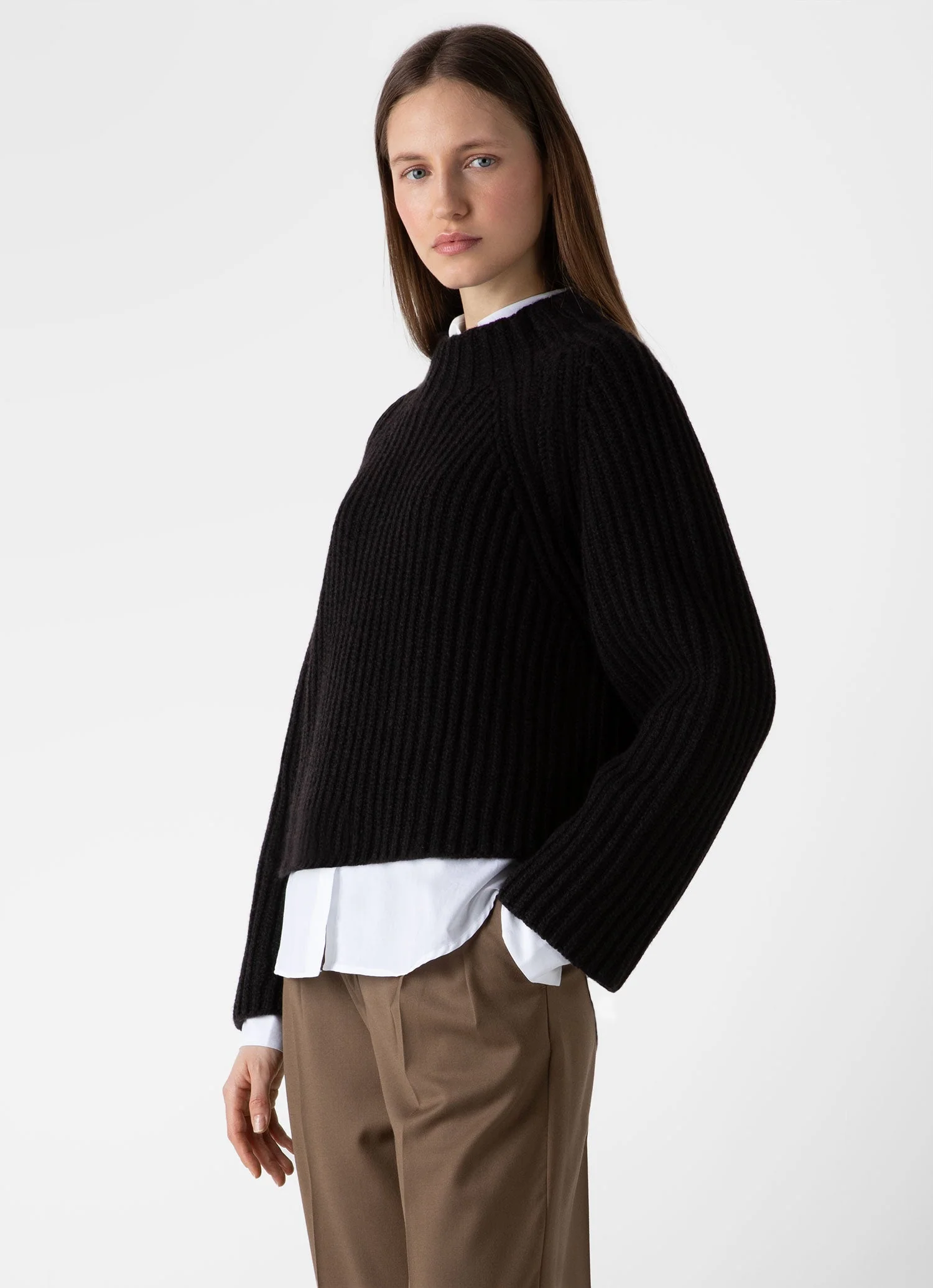 Women's Lambswool Chunky Funnel Neck Jumper in Coffee Twist - Image 2