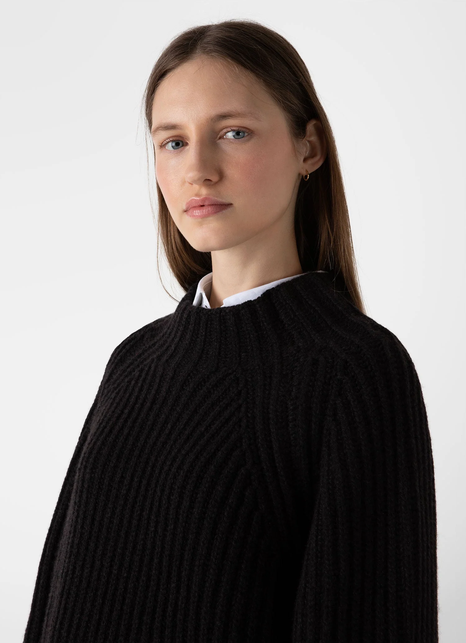 Women's Lambswool Chunky Funnel Neck Jumper in Coffee Twist - Image 3