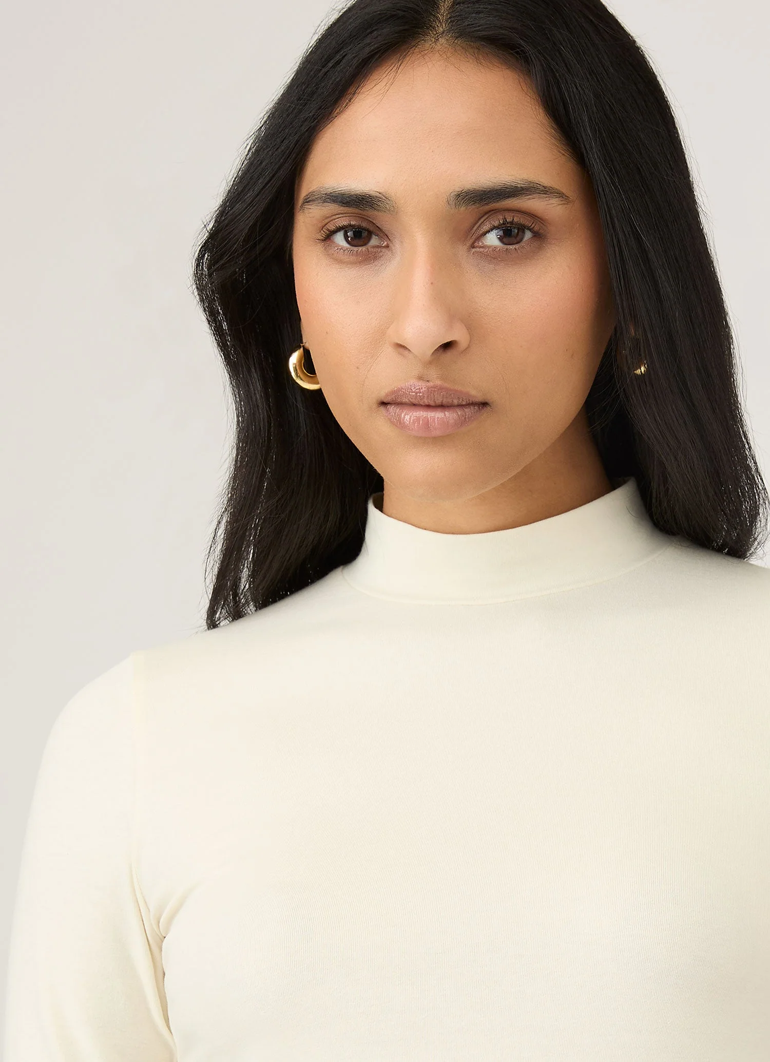 Women's Stretch Cotton Mock Neck Top in Ecru - Image 4